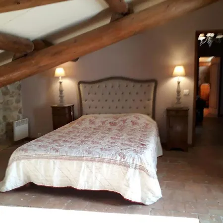 Holiday home Philippe Vallon-Pont-d'Arc